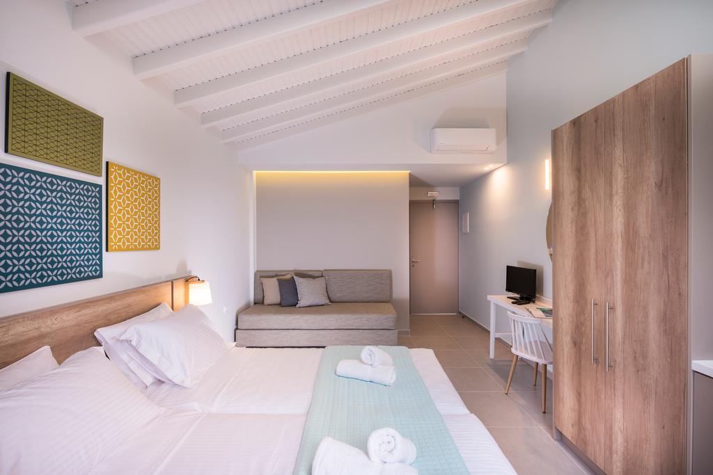 Irini Stalos Apartments Bagian luar foto