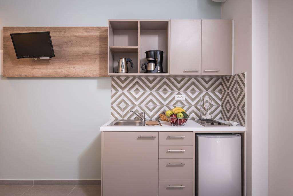 Irini Stalos Apartments Bagian luar foto