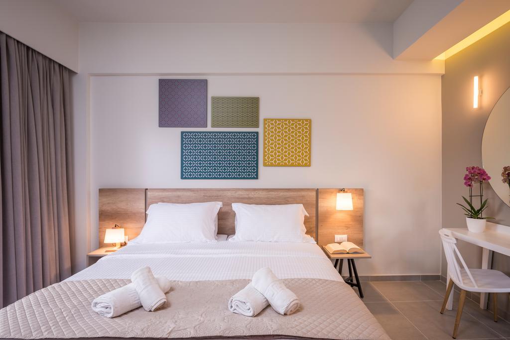 Irini Stalos Apartments Bagian luar foto