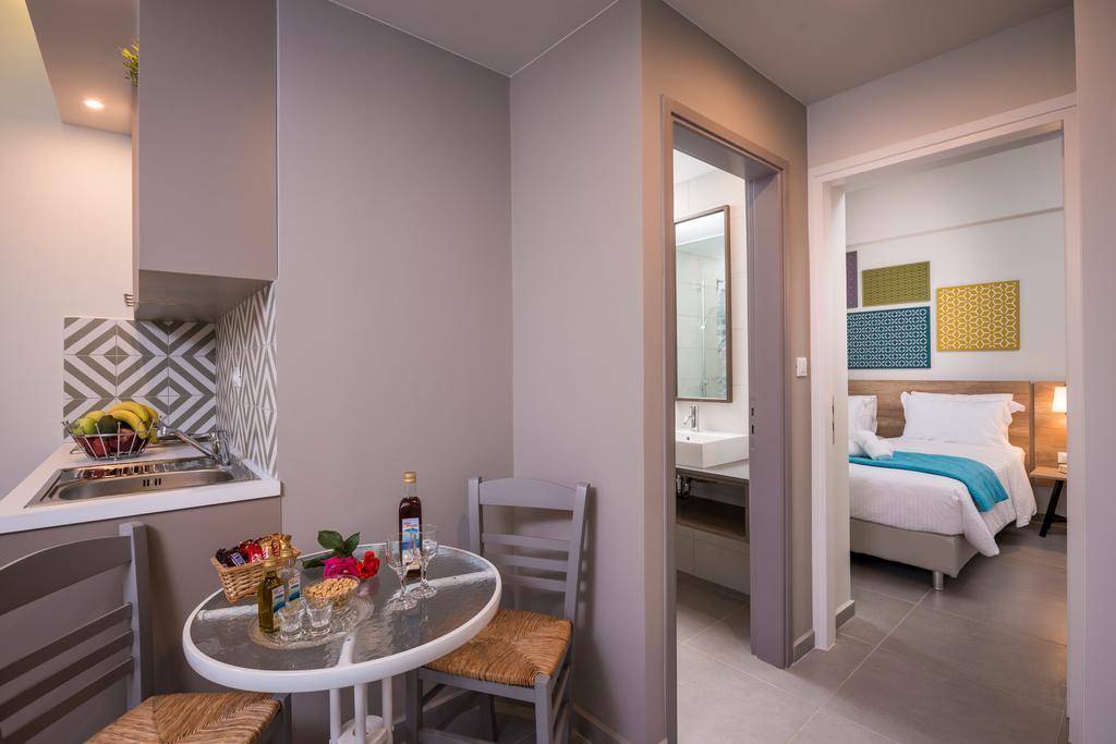Irini Stalos Apartments Bagian luar foto