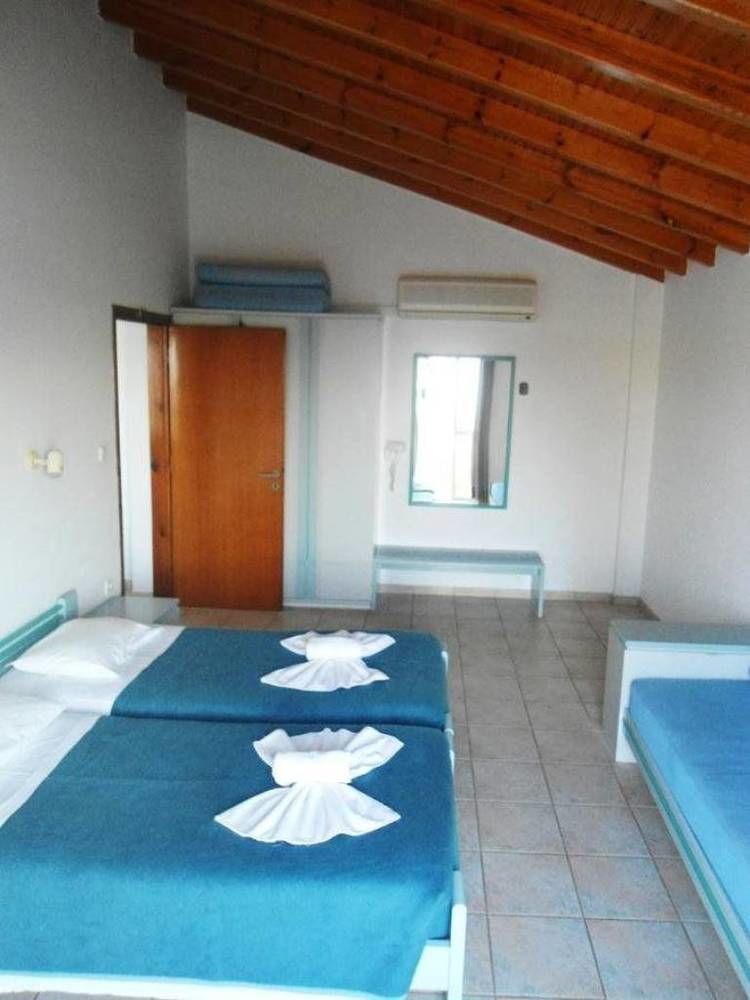 Irini Stalos Apartments Bagian luar foto